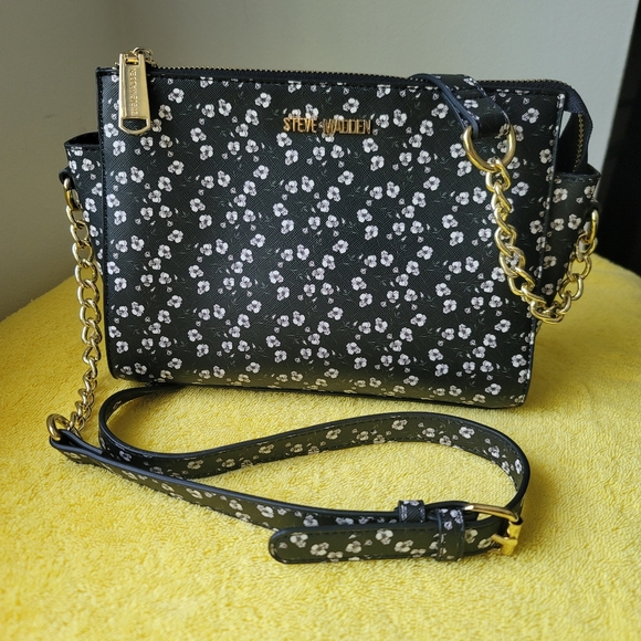 Steve Madden Crossbody Hobo purse mini flowers bag - Picture 2 of 7
